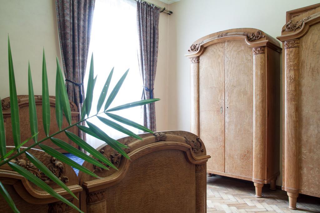 "Eva Stories" Movie Apartment On Rynok Square Liov Exterior foto
