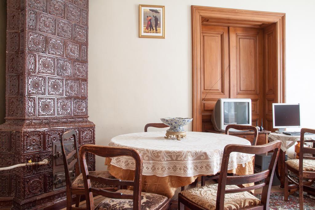 "Eva Stories" Movie Apartment On Rynok Square Liov Exterior foto